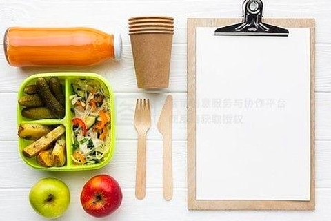 郭敬明晒《爵迹》主演大长腿海报，引发密集恐惧话题回顾