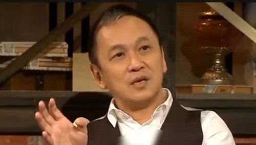 从未婚妈妈到吃瓜少女：娱乐圈里那些勇敢与真实的故事