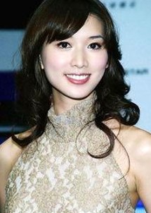 网络红人“凤姐”的崛起与娱乐圈幕后揭秘