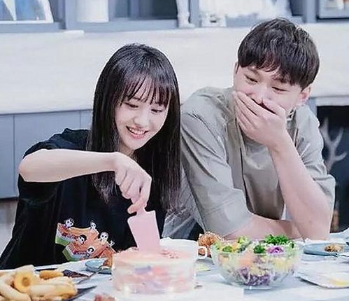 娱乐圈大瓜背后:热闹非凡却暗藏复杂纠葛 🍿🤯