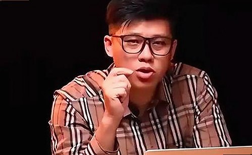 娱乐圈吃瓜热点：明星背后的秘密引发网友热议